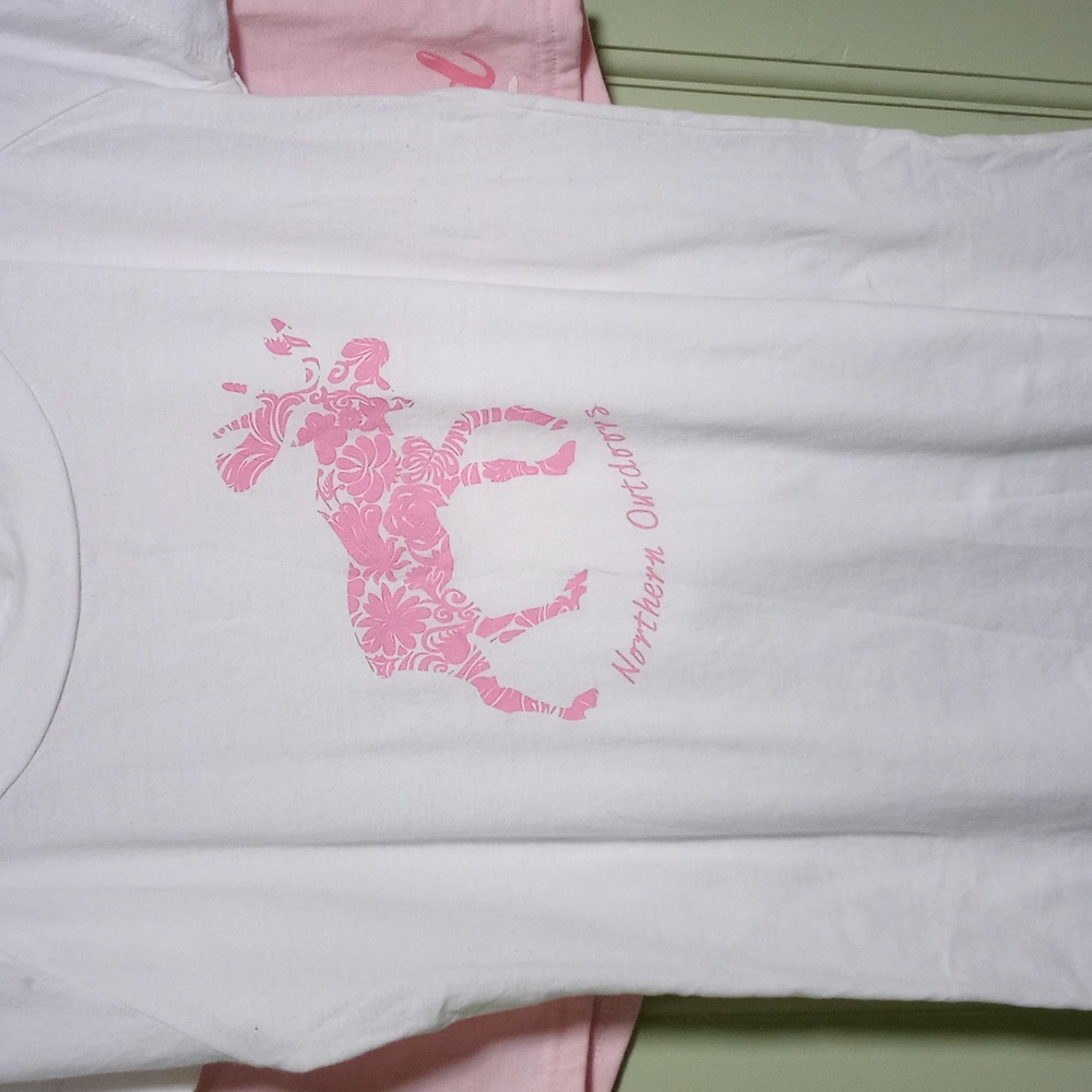 Women's Ouray sportswear pink Moose Northern Outdoors white T-shirt 👕 M